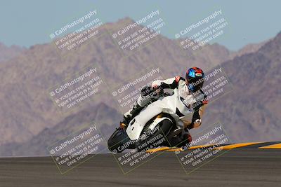 media/Oct-03-2022-Moto Forza (Mon) [[5f077a3730]]/Intermediate Group/Session 4 (Turn 9)/